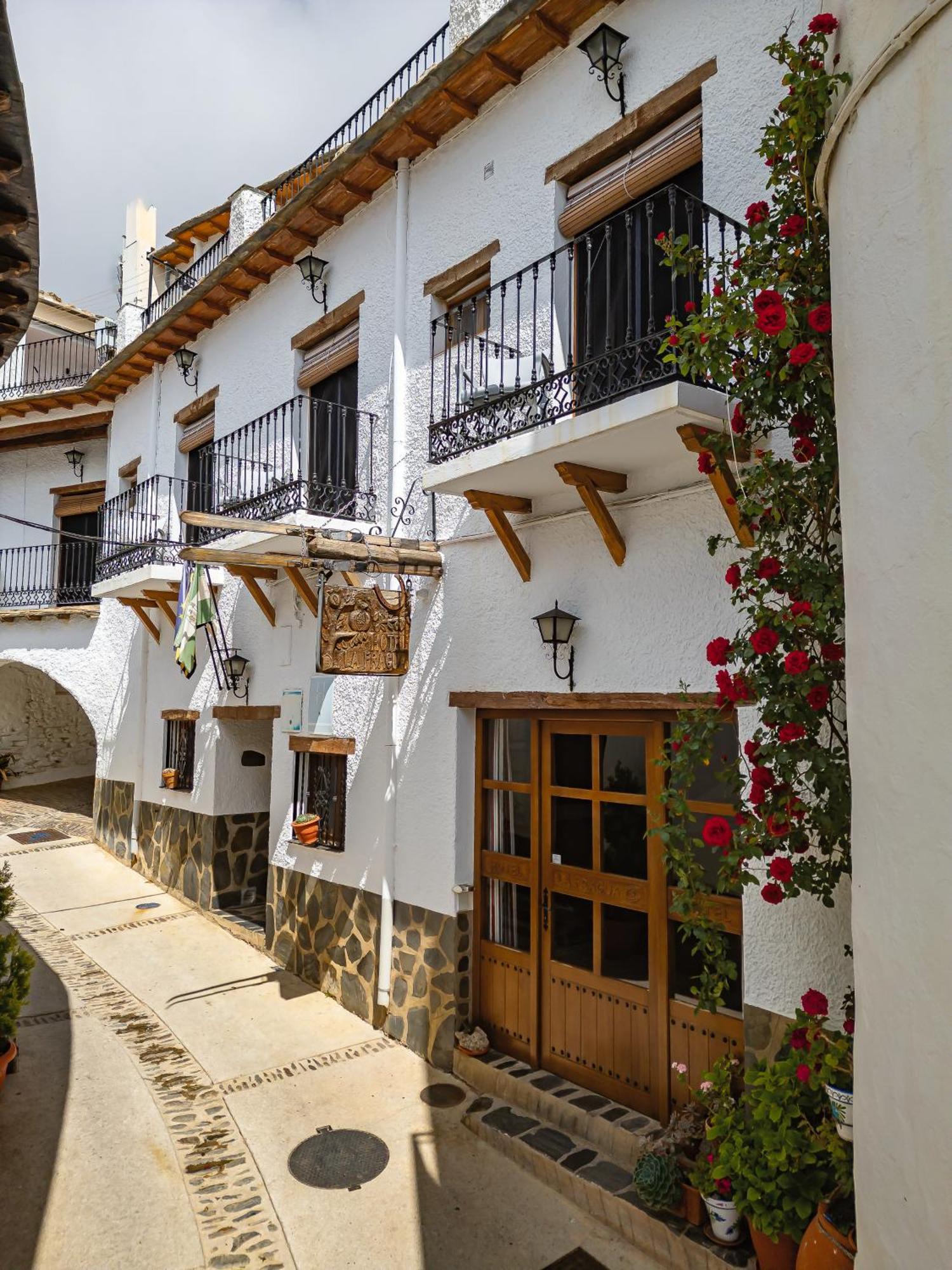 Hotel La Fragua I เตรเวเลซ ภายนอก รูปภาพ