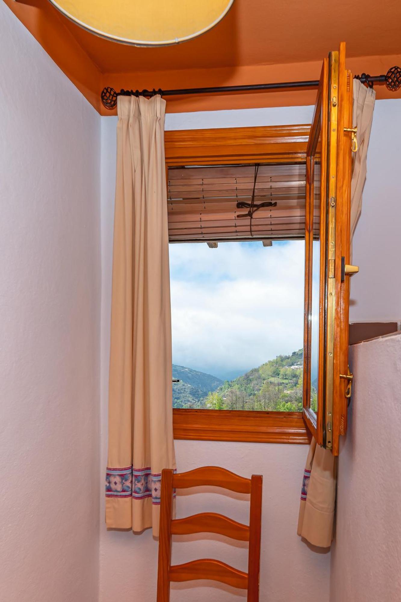 Hotel La Fragua I เตรเวเลซ ภายนอก รูปภาพ