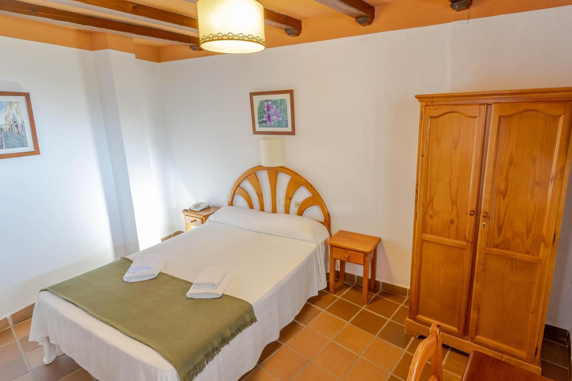 Hotel La Fragua I เตรเวเลซ ภายนอก รูปภาพ