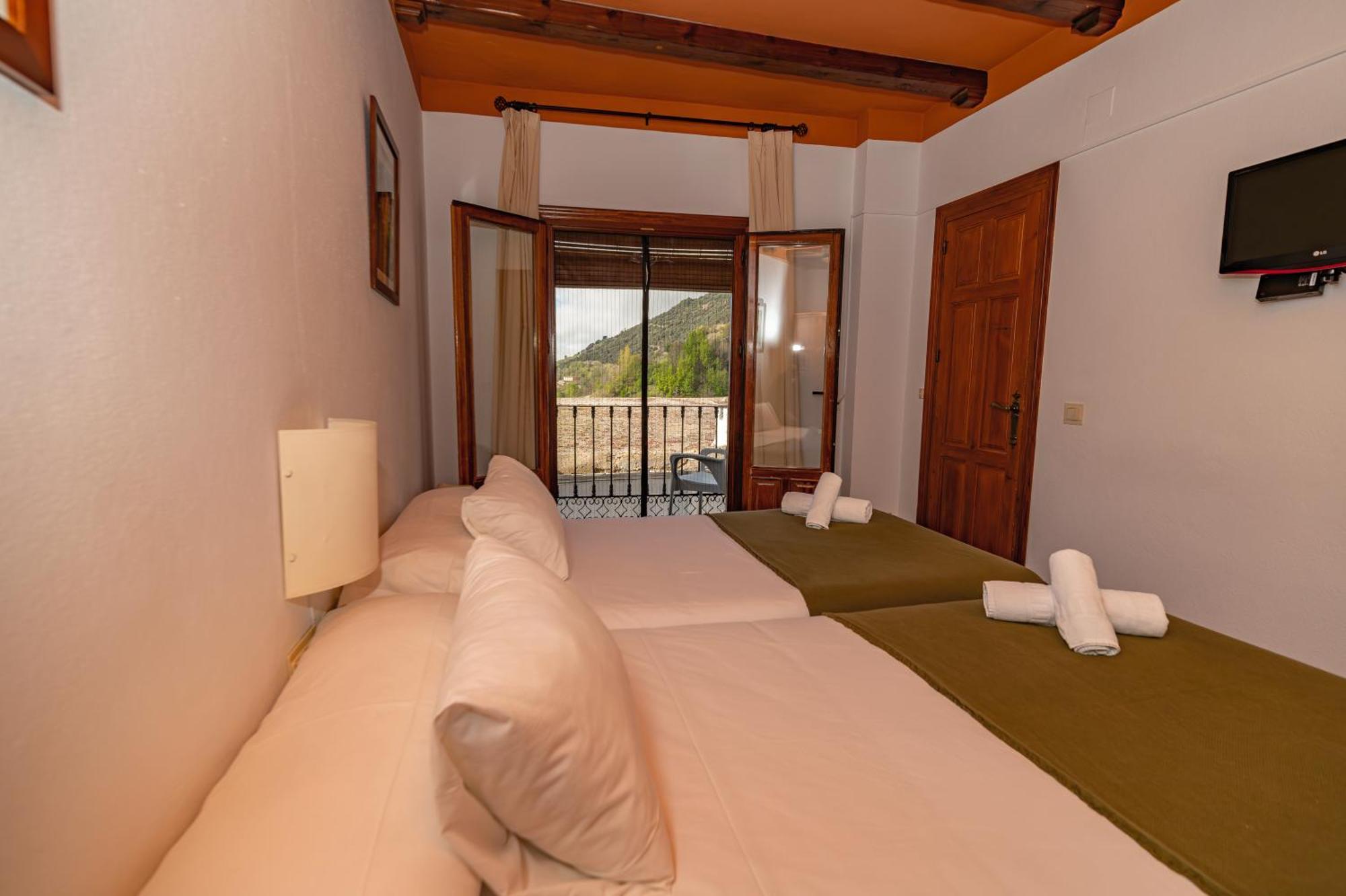 Hotel La Fragua I เตรเวเลซ ภายนอก รูปภาพ